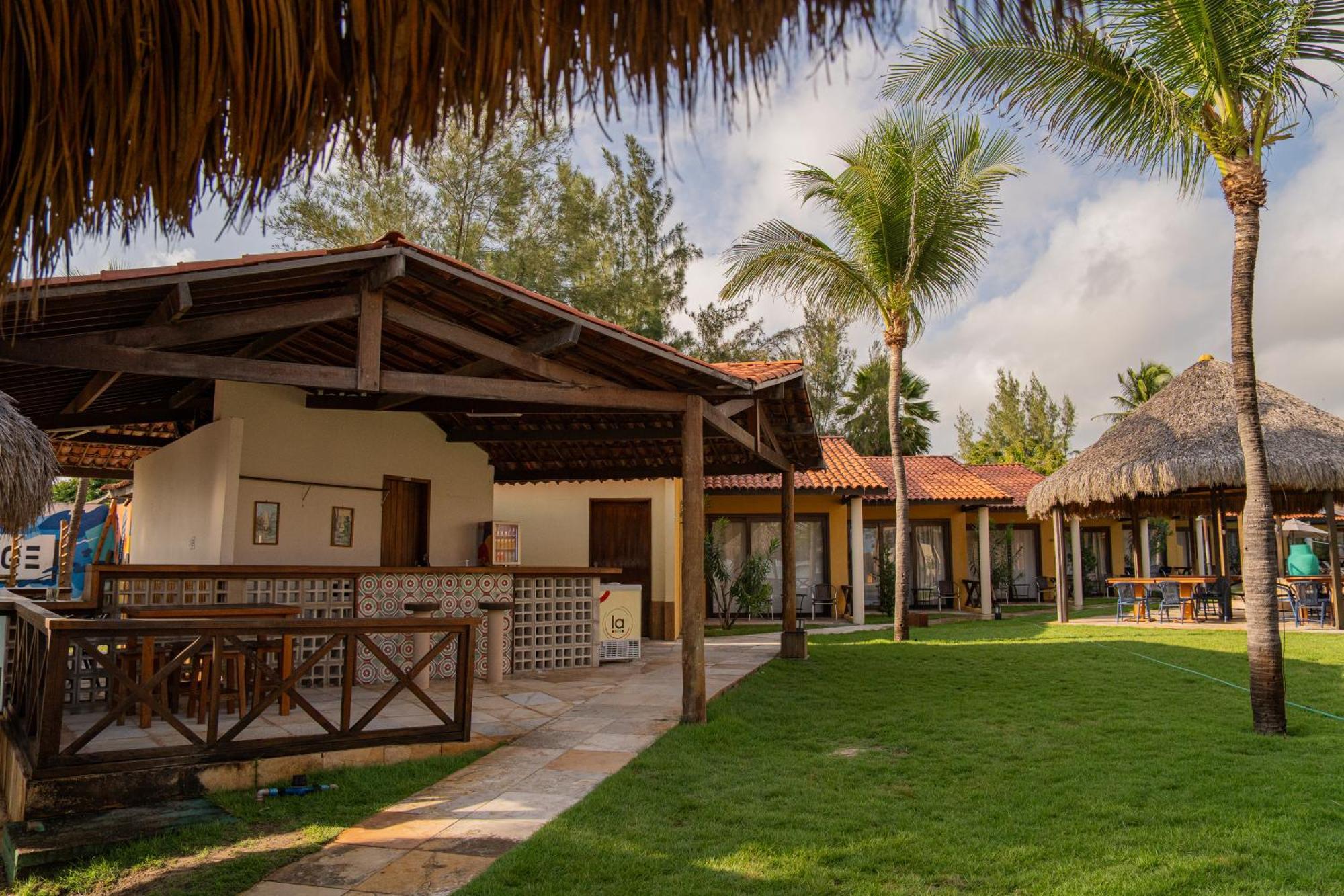 Hotel Almai Cumbuco Extérieur photo